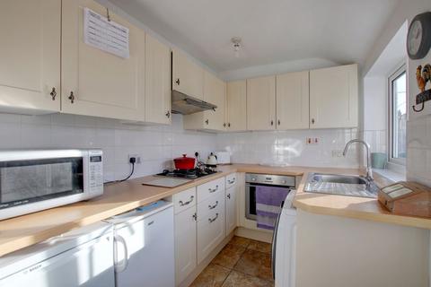 9 Holt Gardens, Studley, B80 7NU