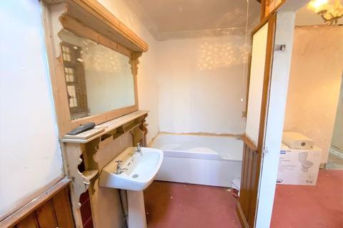 25 Amroth Road, Cardiff, CF5 5DR