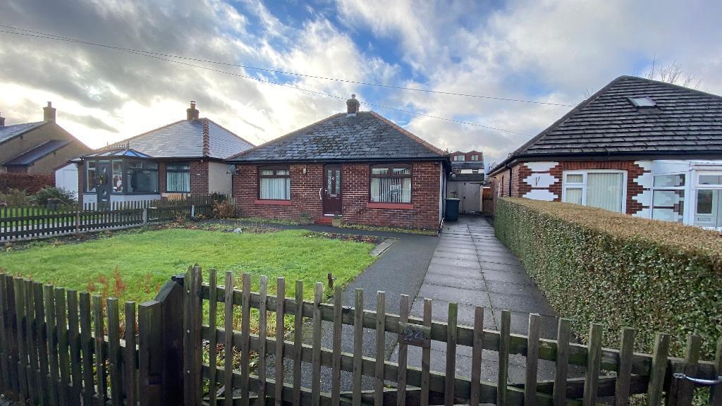 Longson Road, ChapelenleFrith, High Peak, Derbyshire, SK23 0NS 2 bed
