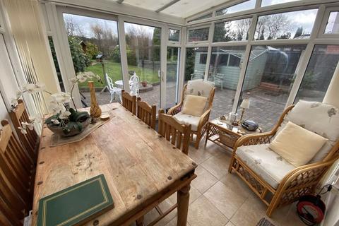 28 Forge Lane, Little Aston, Sutton Coldfield, B74 3BE