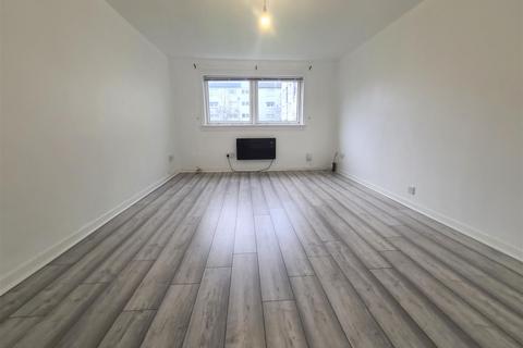 2 bedroom apartment to rent, Stormyland Way, Barrhead, Glasgow