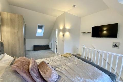 58 Eyam Way, Waverley, Rotherham, S60 8BQ