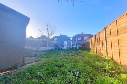 348 Bedfont Lane, Feltham, TW14 9SA