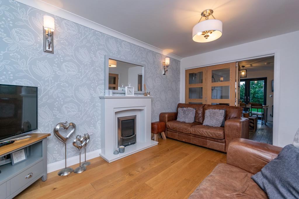 Nelson Way, Lytham, FY8 3 bed semidetached house £310,000