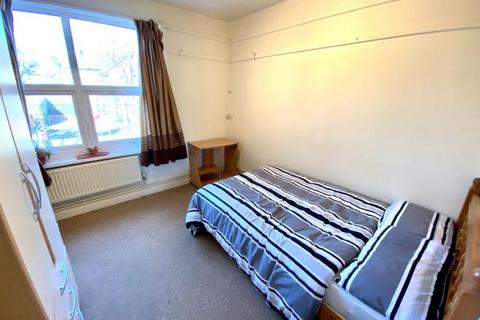 5 bedroom flat to rent, 535A Ecclesall Road, Sheffield