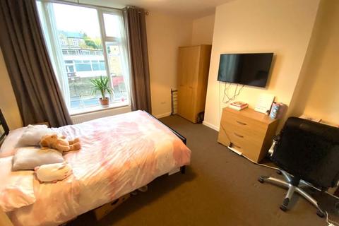 4 bedroom flat to rent - 549A Ecclesall Road