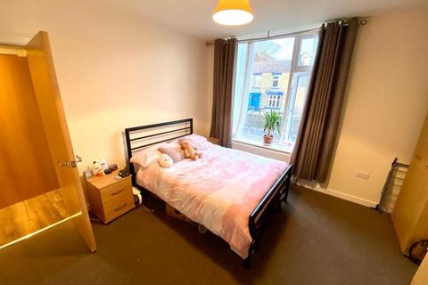 4 bedroom flat to rent - 549A Ecclesall Road