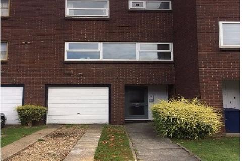 3 bedroom semi-detached house to rent, LINKS WAY, HENDON, NW4 1JR