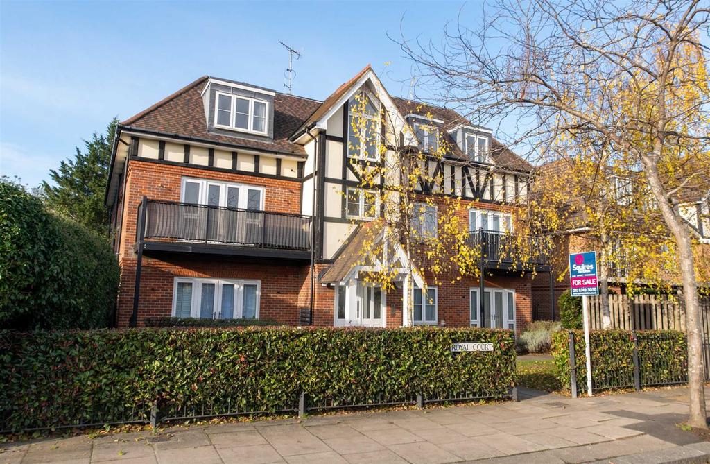 Holders Hill Road, Mill Hill 2 bed flat £400,000