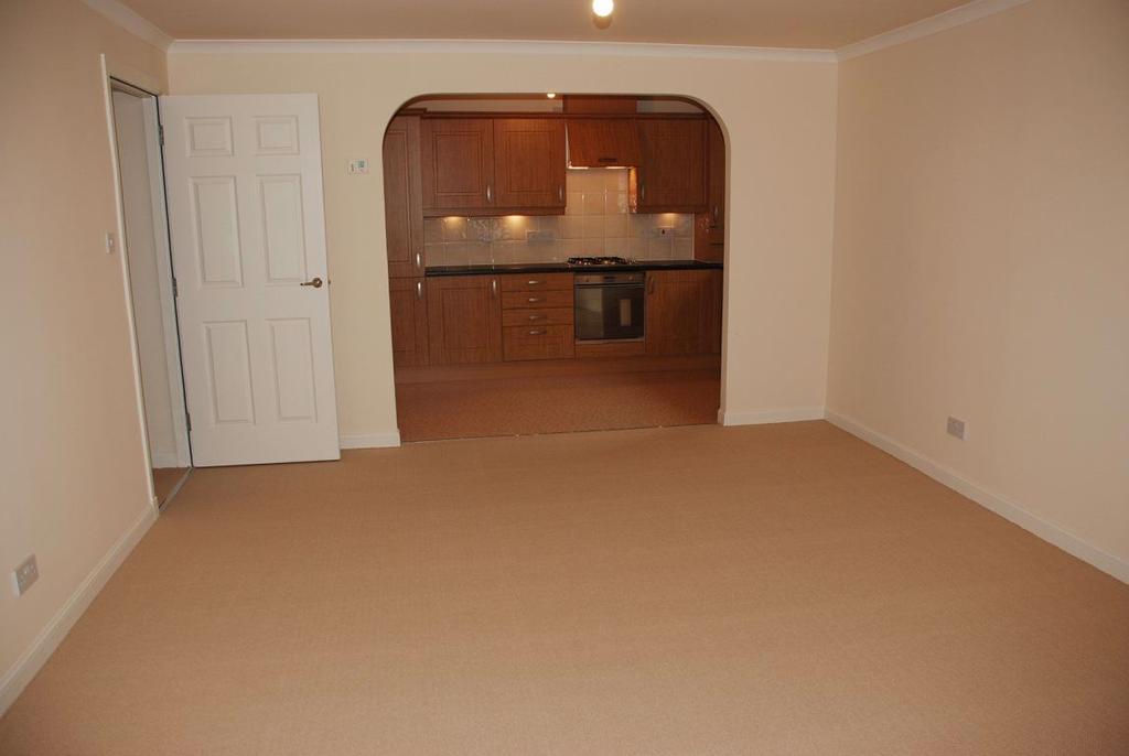 Harbour Square, INVERKIP 2 bed property £600 pcm (£138 pw)