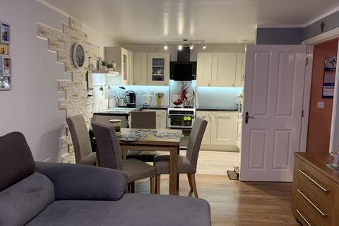2 bedroom apartment for sale - Pendinas, Wrexham