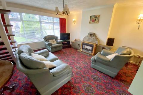 8 Birch Grove, Forsbrook, Stoke-on-trent, ST11 9PT