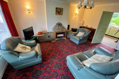 8 Birch Grove, Forsbrook, Stoke-on-trent, ST11 9PT