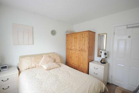 1 Cranbrook Close, Stoke-on-trent, ST4 8PN