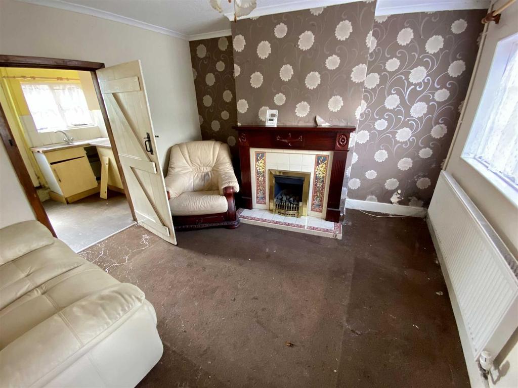 Heyfields Cottage, Tittensor Road, Barlaston 1 bed townhouse £90,000