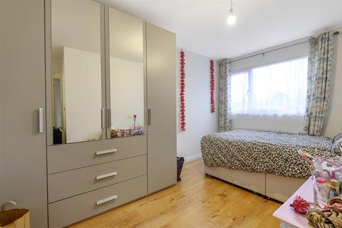 26 Atholl Walk, Bedford, MK41 0BG