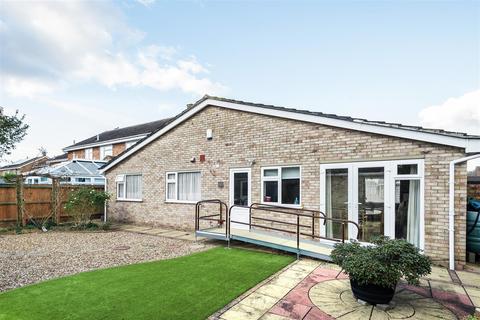 29 Barnstaple Road, Bedford, MK40 3AR