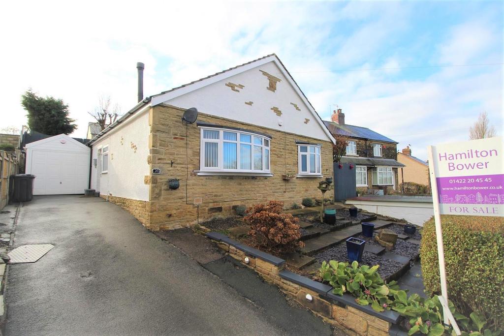 Radfield Drive, Bradford 3 bed detached house £275,000