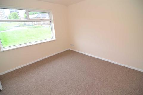 6 Springdale Crescent, Bradford, BD10 9QR