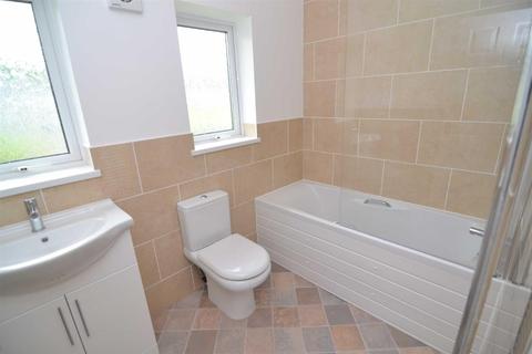 6 Springdale Crescent, Bradford, BD10 9QR