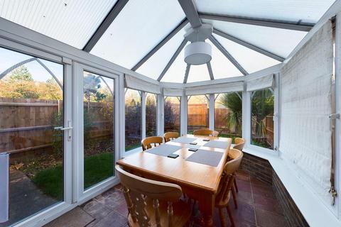 15 Anding Close, Olney, MK46 5QL