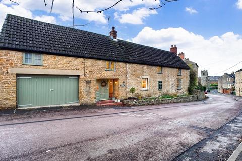 16 Bedford Road, Denton, Northampton, NN7 1DR