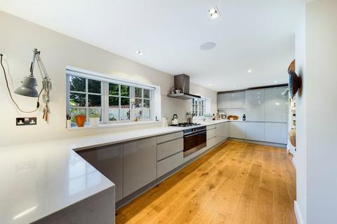 16 Bedford Road, Denton, Northampton, NN7 1DR