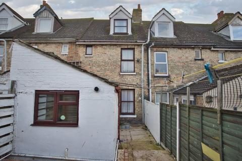 23 Garden Road, Folkestone, CT19 5RA
