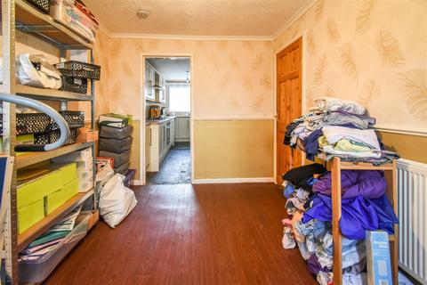 15 Windermere Close, Blackburn, BB1 5LR