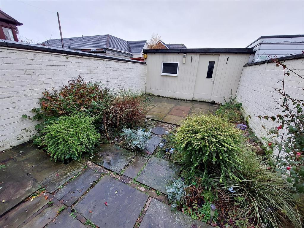 Ormskirk Road Garden