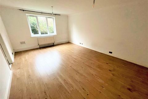 2 bedroom flat to rent, Bunns Lane, Mill Hill, NW7