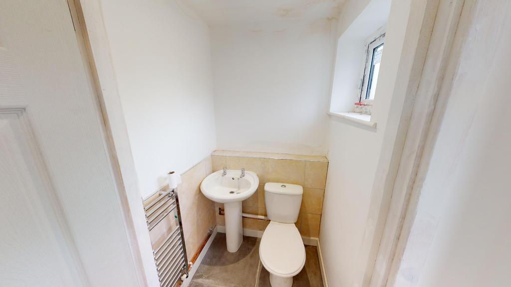 Skelmersdale Road Cloakroom