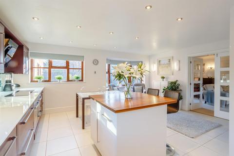 1, Summer Hollow Broadmore Green, Rushwick, Worcester, WR2 5TE