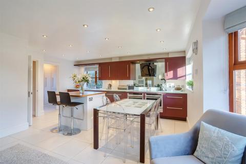 1, Summer Hollow Broadmore Green, Rushwick, Worcester, WR2 5TE
