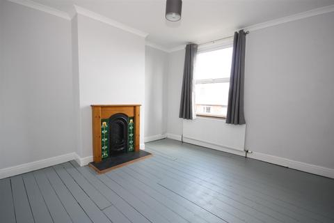 60 Aston View, Leeds, LS13 2DB