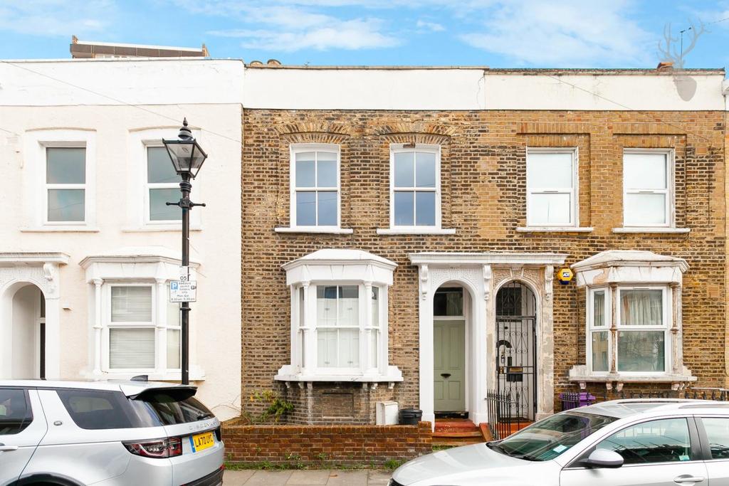 Ellesmere Road, London 3 bed house £1,200,000