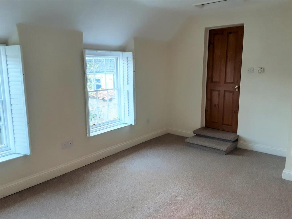Bedroom One.jpg