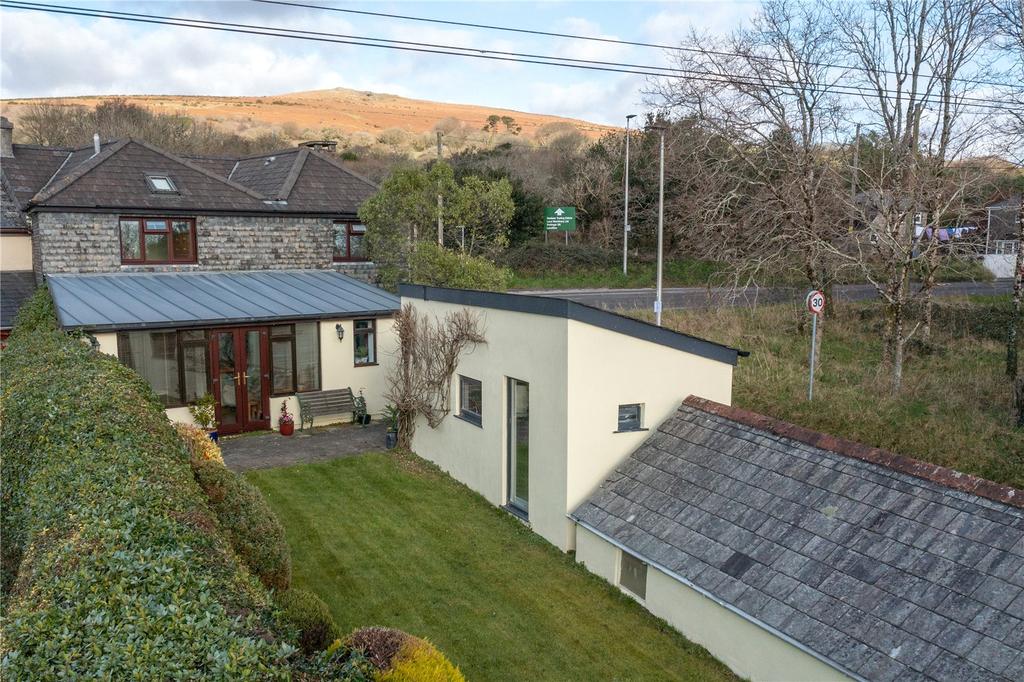 Filham, Ivybridge, PL21 4 bed end of terrace house £525,000