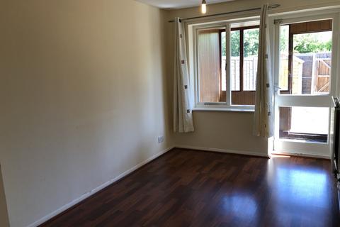 3 bedroom terraced house to rent, The Paddocks, Cambridge, Cambridgeshire, CB1
