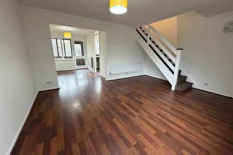3 bedroom terraced house to rent, The Paddocks, Cambridge, Cambridgeshire, CB1