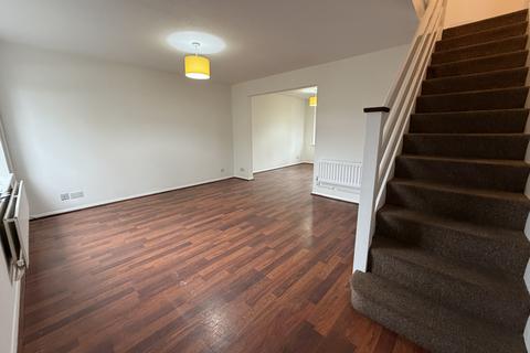 3 bedroom terraced house to rent, The Paddocks, Cambridge, Cambridgeshire, CB1