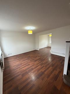 3 bedroom terraced house to rent, The Paddocks, Cambridge, Cambridgeshire, CB1