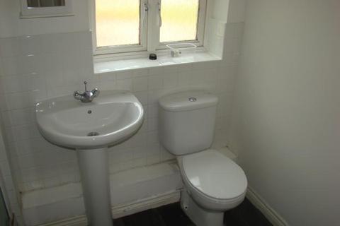 2 bedroom apartment to rent - Reid Close, Hayes, Middlesex, UB3