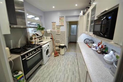 18 Sandycombe Road, Feltham, TW14 9BJ