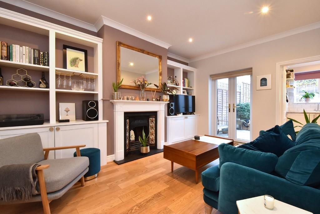 Undercliff Road SE13 2 bed flat - £500,000