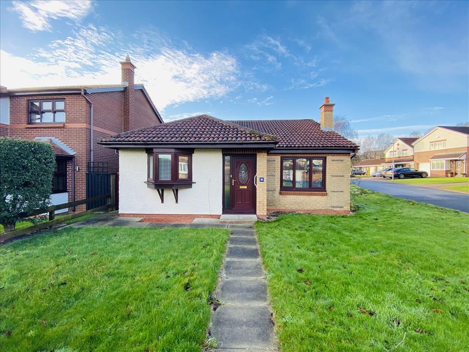 MILLSTON CLOSE, NAISBERRY PARK... 3 bed detached bungalow £225,000