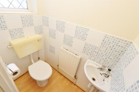 25a Mount Pleasant Road, Romford, RM5 3YP