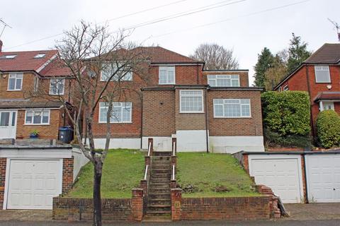 72 Hyde Road, South Croydon, CR2 9NQ