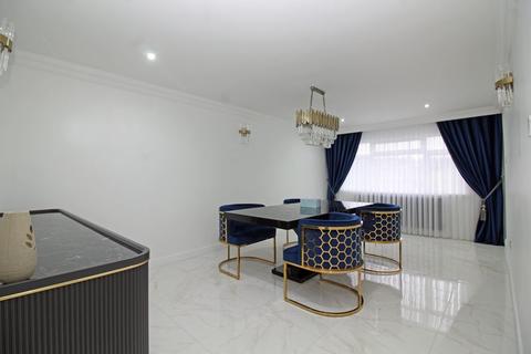 72 Hyde Road, South Croydon, CR2 9NQ
