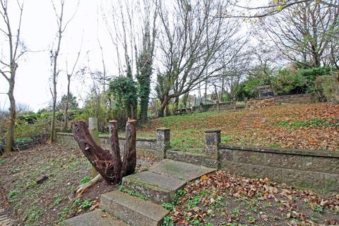 72 Hyde Road, South Croydon, CR2 9NQ